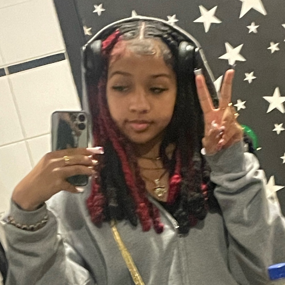 Meet your Posher, Deasia